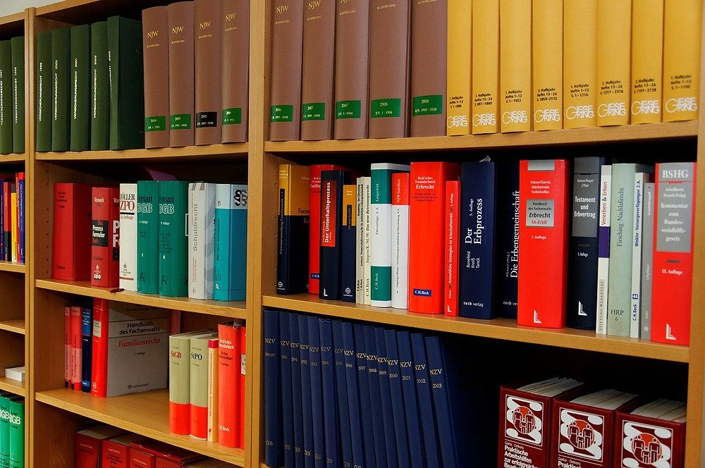 Asking for someone else's birth certificate in Spain